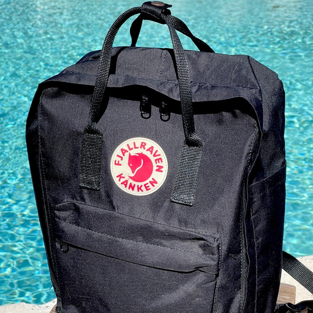 FJALLRAVEN Kånken  mini Backpack Black